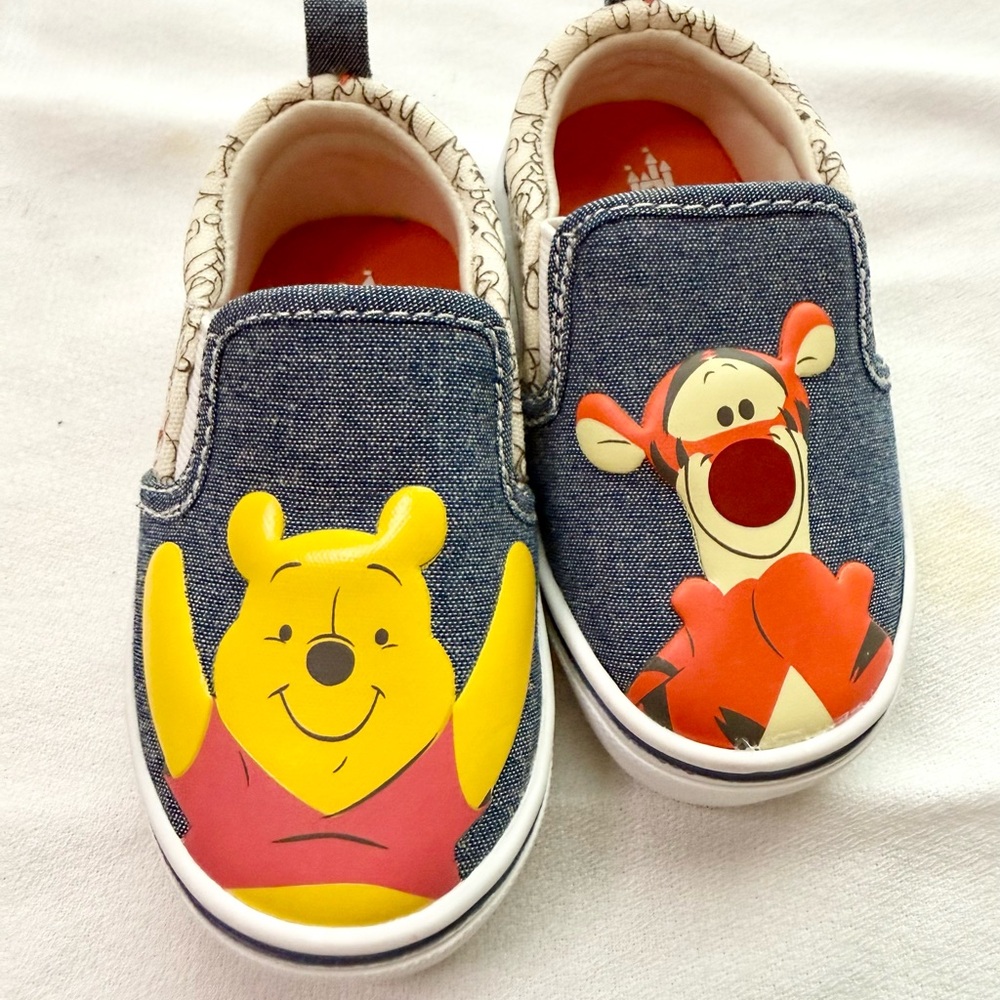 Kids Winnie the Pooh & Tigger Denim Slip-On Shoes - Yellow Orange Disney size 4